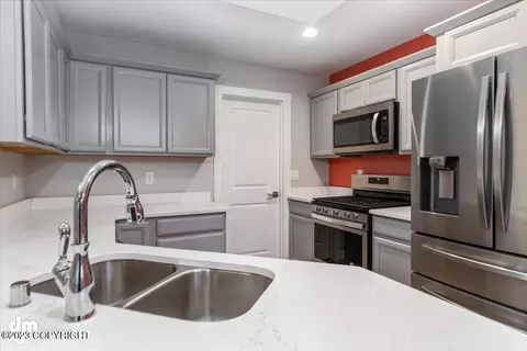 9180 W Parkview Terrace Loop, Eagle River, AK 99577 photo 6