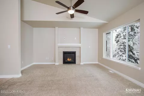 20158 Eagles Nest Ct # 4B, Eagle River, AK 99577