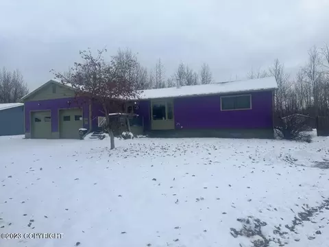 725 Violet Cir, Palmer, AK 99645
