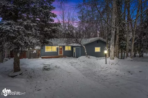 17331 Palos Verdes Dr, Eagle River, AK 99577