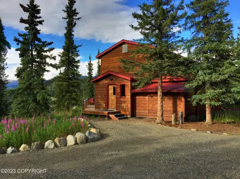 330 Toklat Ct, Denali National Park, AK 99755