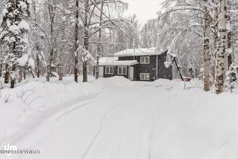 1961 W W Cottonwood Creek Dr, Wasilla, AK 99654