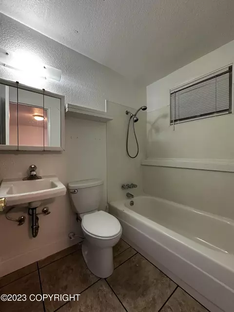 1027 E 11th Ave, Anchorage, AK 99501 photo 17