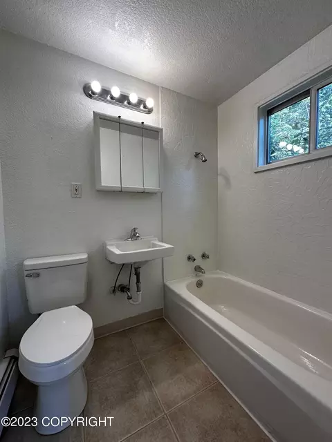 1027 E 11th Ave, Anchorage, AK 99501 photo 12