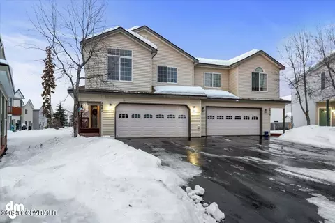 2941 Seclusion Cove Dr # 52, Anchorage, AK 99515