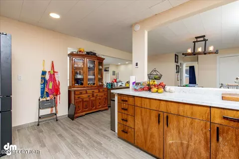 2406 E 27th Ave, Anchorage, AK 99508 photo 7