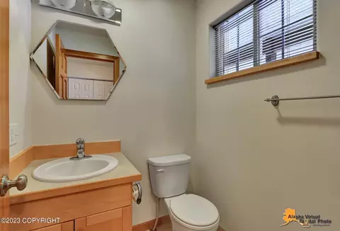 18133 Mendenhall St, Eagle River, AK 99577 photo 5