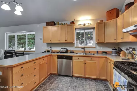 18133 Mendenhall St, Eagle River, AK 99577 photo 43