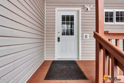 18133 Mendenhall St, Eagle River, AK 99577 photo 3