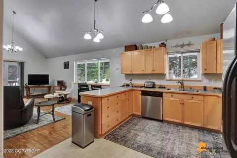 18133 Mendenhall St, Eagle River, AK 99577 photo 42