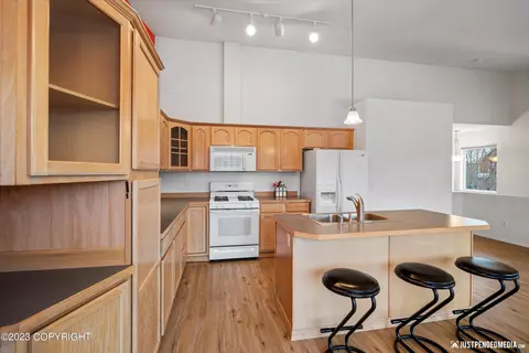 1864 Wildberry Loop # 1, Anchorage, AK 99502 photo 12