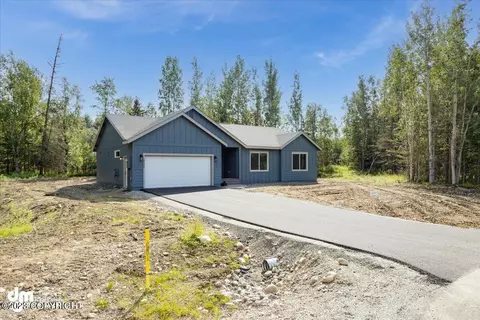 4117 E Zircon Cir, Wasilla, AK 99654