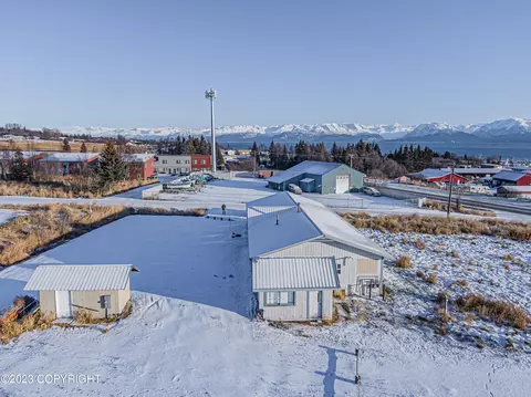 60456 End Rd, Homer, AK 99603 photo 2