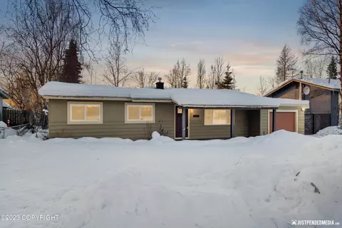 13308 Stephenson St, Anchorage, AK 99515
