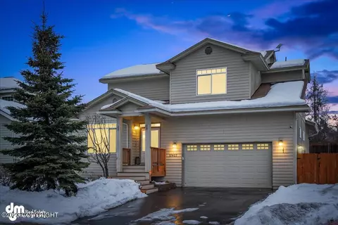 10457 Halfhitch Dr, Anchorage, AK 99515