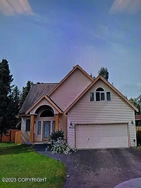 7523 Eastbrook Cir, Anchorage, AK 99504