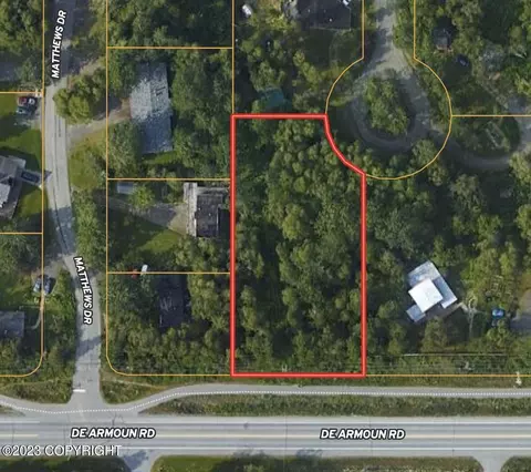L8 B2 Schubert Circle, Anchorage, AK 99516