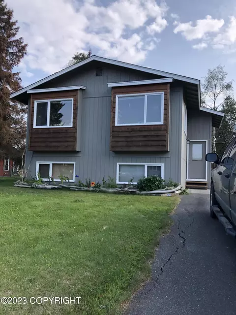 279 W Katmai Ave, Soldotna, AK 99669