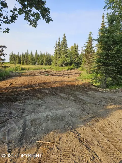 68845 Sterling Hwy, Clam Gulch, AK 99568