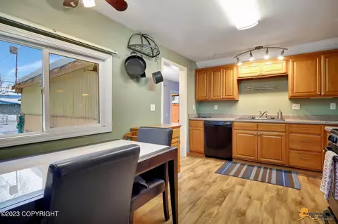 912 E 10th Ave, Anchorage, AK 99501 photo 12