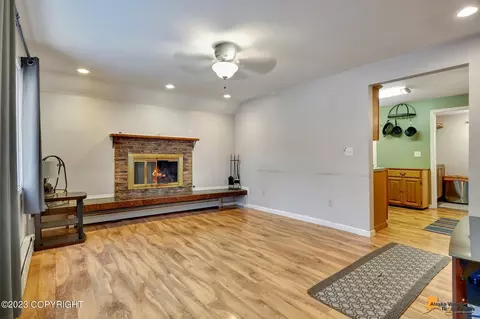 912 E 10th Ave, Anchorage, AK 99501 photo 4