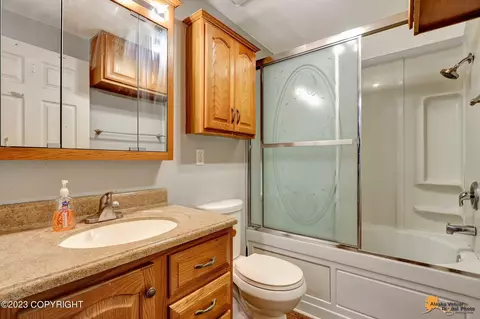 912 E 10th Ave, Anchorage, AK 99501 photo 16