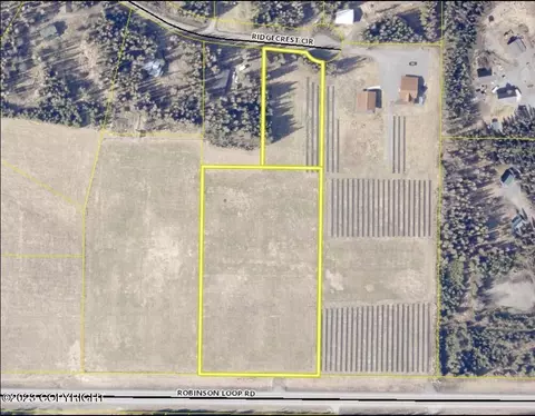 35595 Ridgecrest Cir, Sterling, AK 99672