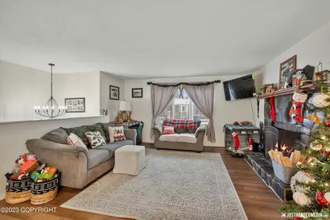 16724 Riddell Cir, Eagle River, AK 99577 photo 6