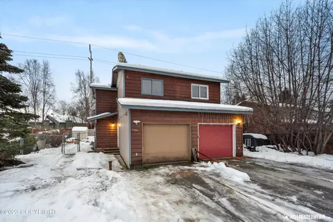 3306 Orion Cir, Anchorage, AK 99517