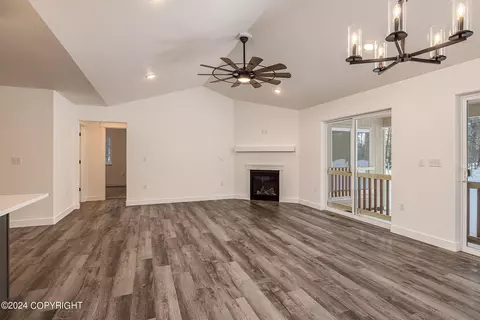 Living - 1021 E Mountain Peak Loop, Palmer, AK 99645 photo 1 of 5