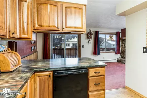 18539 Neumann Cir, Eagle River, AK 99577 photo 7
