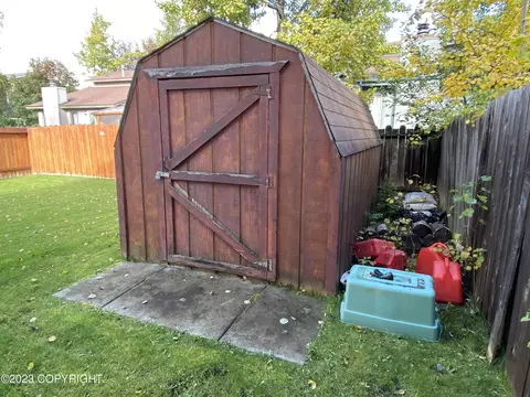 18539 Neumann Cir, Eagle River, AK 99577 photo 37