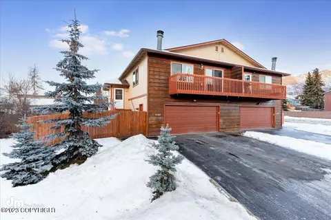 18539 Neumann Cir, Eagle River, AK 99577 photo 2