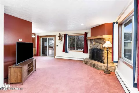 18539 Neumann Cir, Eagle River, AK 99577 photo 13