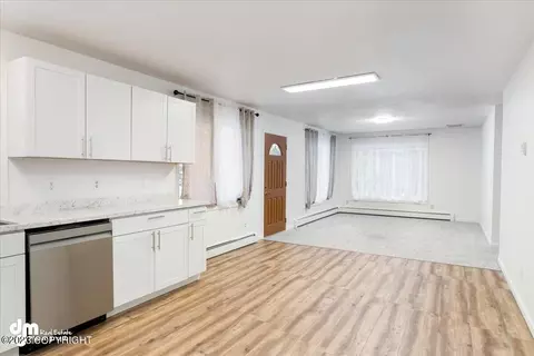 2041 Ivan Dr, Anchorage, AK 99507 photo 9