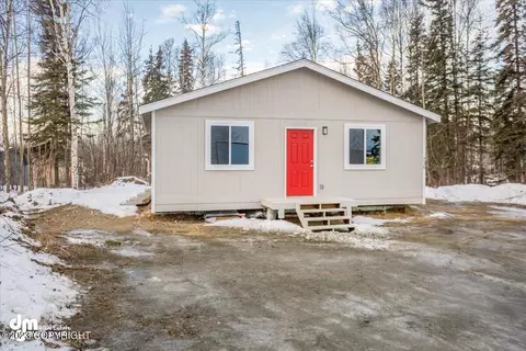 730 S Rainbow St, Wasilla, AK 99623