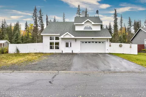 1004 Channel Way, Kenai, AK 99611