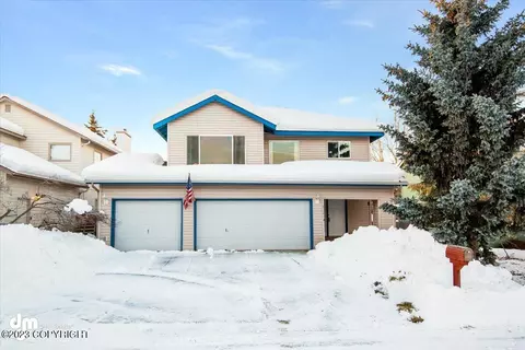 12124 Woodchase Cir, Anchorage, AK 99516