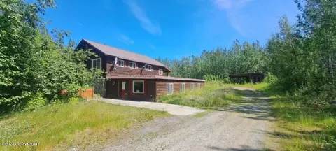 2587 S Walnut Wood Dr, Big Lake, AK 99652