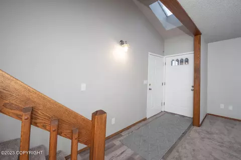 8600 E 17th Ave, Anchorage, AK 99504 photo 4