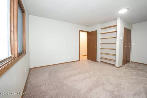 8600 E 17th Ave, Anchorage, AK 99504 photo 21