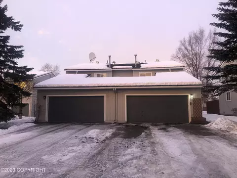 1919 Parkview Cir, Anchorage, AK 99501