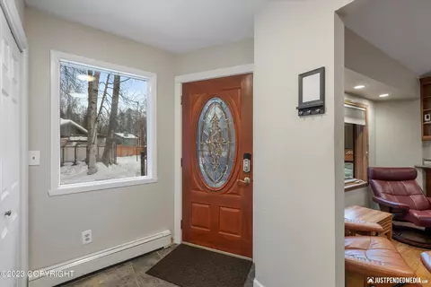 7611 Evander Dr, Anchorage, AK 99518 photo 5