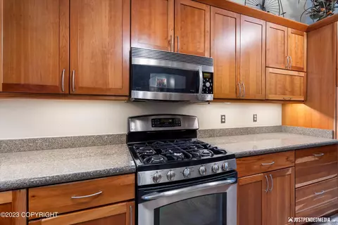 7611 Evander Dr, Anchorage, AK 99518 photo 23