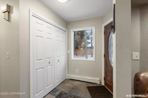 7611 Evander Dr, Anchorage, AK 99518 photo 6