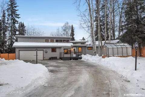7611 Evander Dr, Anchorage, AK 99518 photo 4
