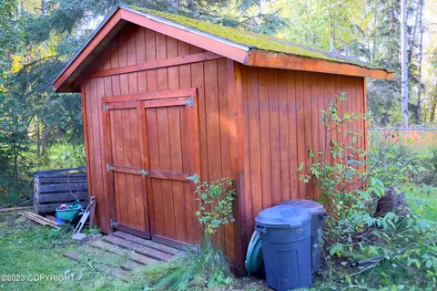 10610 High Bluff Dr, Eagle River, AK 99577 photo 36