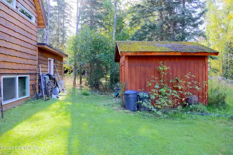 10610 High Bluff Dr, Eagle River, AK 99577 photo 35