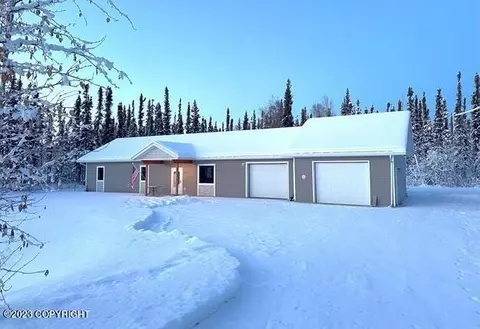 2460 Lindsborg Dr, North Pole, AK 99705
