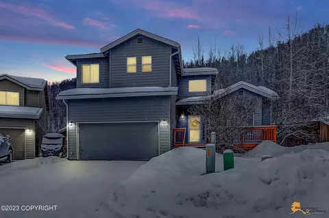 17925 Sauvignon Cir, Eagle River, AK 99577